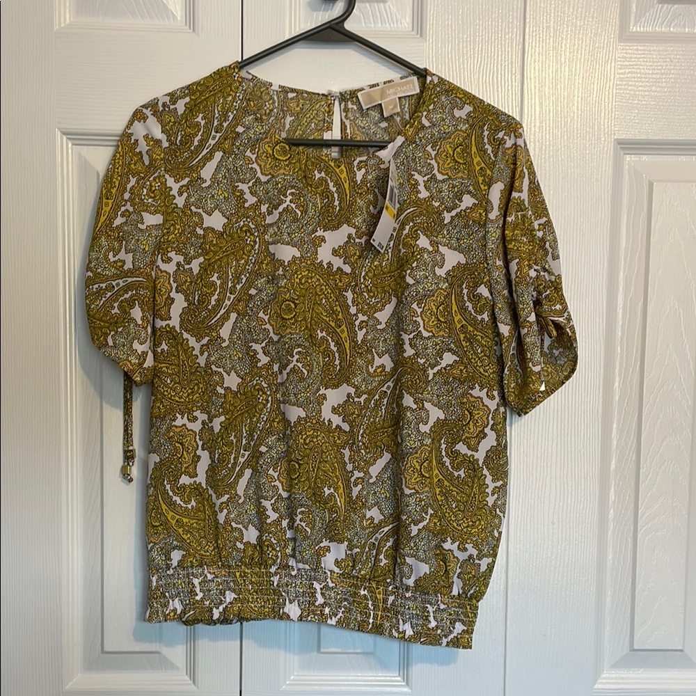 NWT Michael Kors mustard yellow and white paisley Short Sleeve Blouse size med